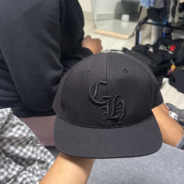 크롬하츠 ch자수 트러커 볼캡