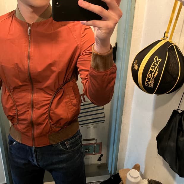 솔리드옴므 우영미 슬림핏 블루종 자켓