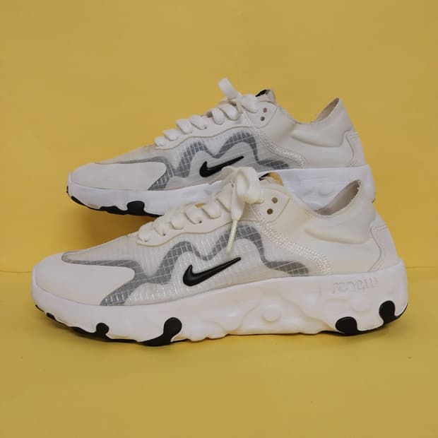 여성 나이키 리뉴 루센트 화이트 운동화 (235)