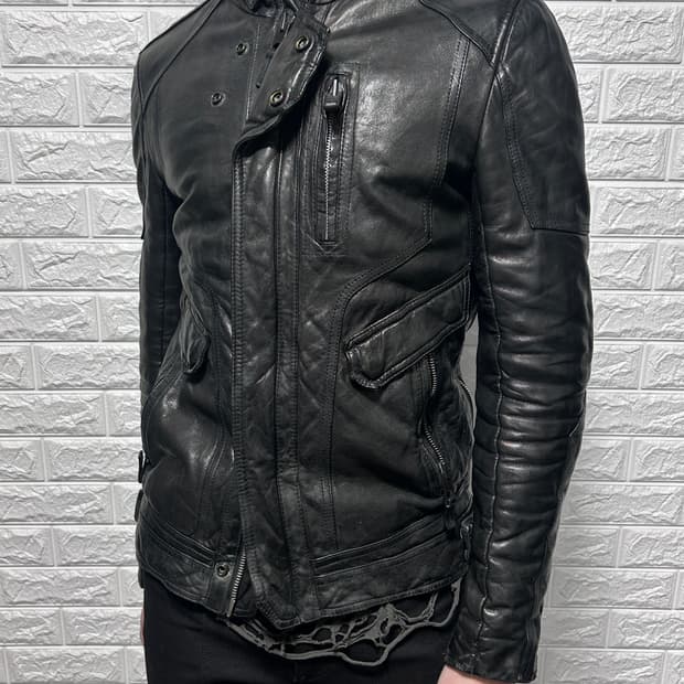 타임 옴므 엘라스틱 레이어드 클로징 래더 자켓