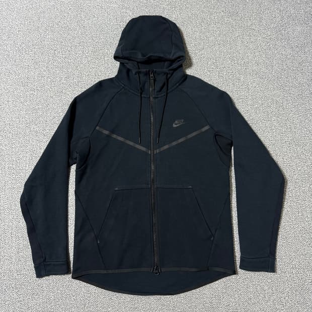 [정가 13만원] 나이키 테크팩 후드집업 L