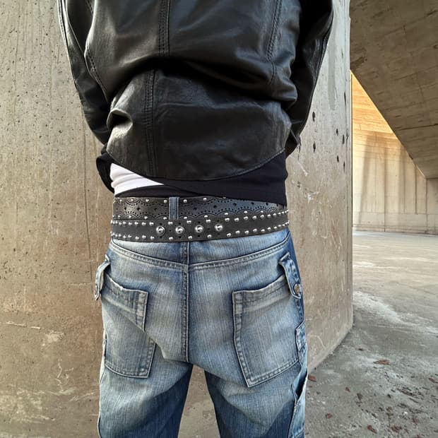 Leather stud belt 01