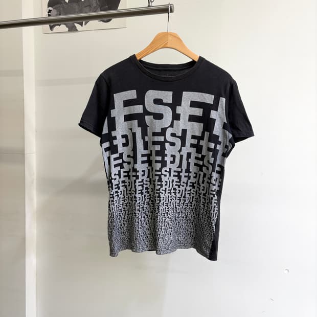 DIESEL 반팔 티셔츠