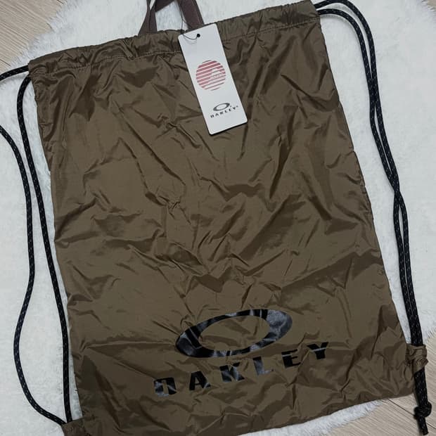 Oakley 재팬 이센셜팩 스트링백