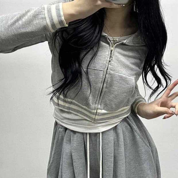 LIZLISA 리즈리사 일본 빈티지 그레이 세미크롭 걸즈 스웻 트랙탑 희