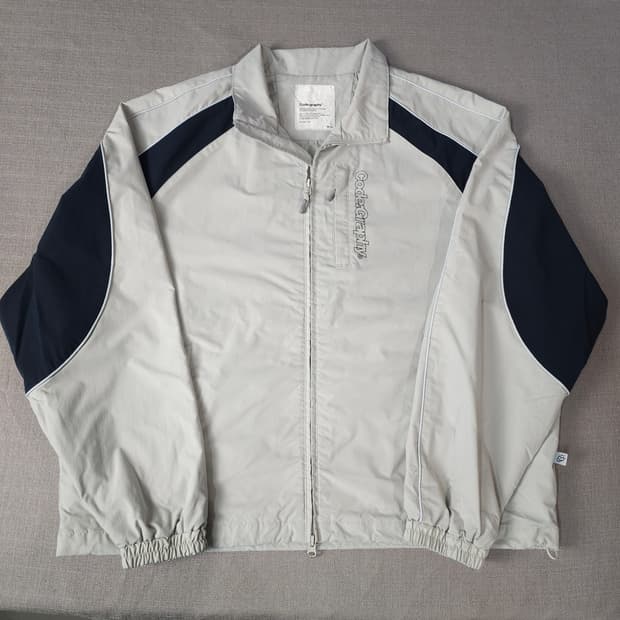 코드그라피 테크 숏자켓 바람막이