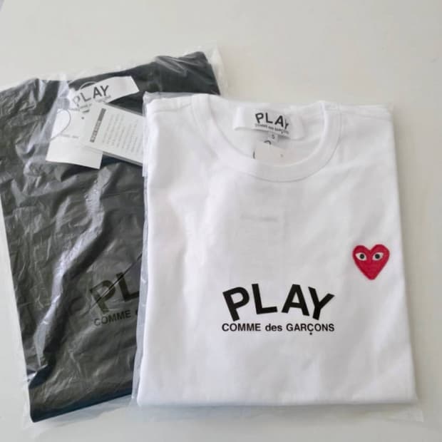 꼼데 반팔티 미개봉 새상품