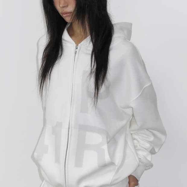 사일프레이 graphic zip up hoodie