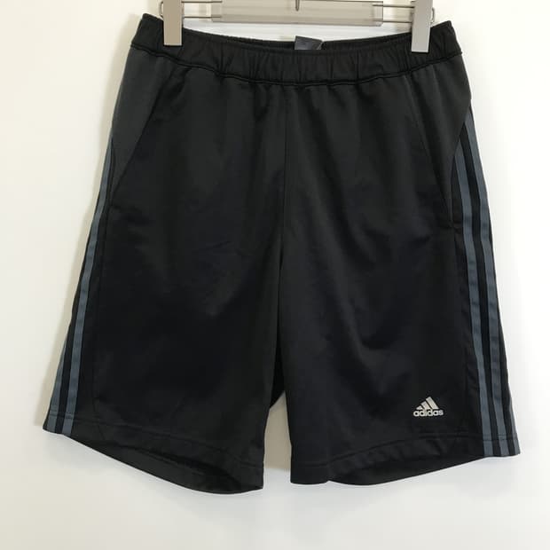 아디다스 에센셜 트레이닝반바지 새상품 [31-32]