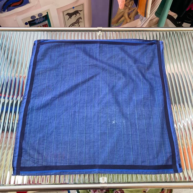 빈티지 네이비 스트라이프 손수건