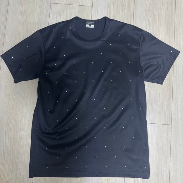 꼼데가르송 옴므 플러스 비즈 티셔츠