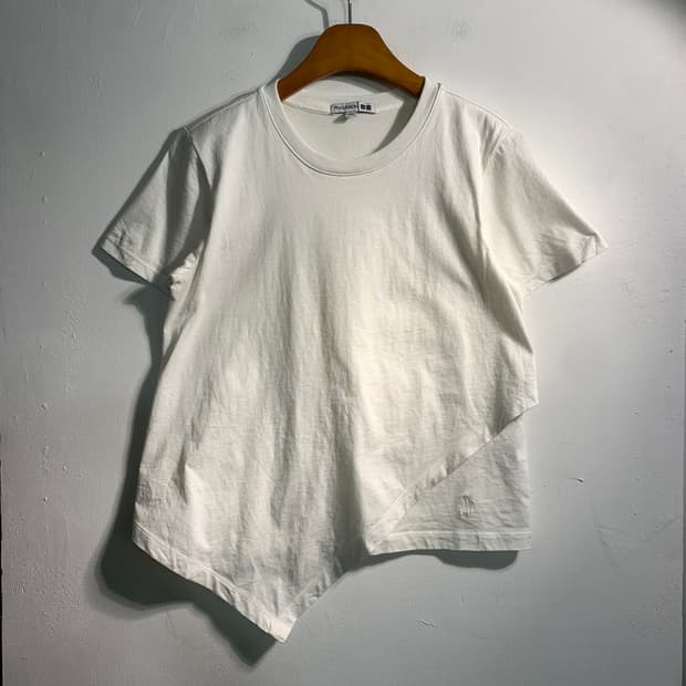 uniqlo 유니클로 jw앤더슨 티셔츠 S