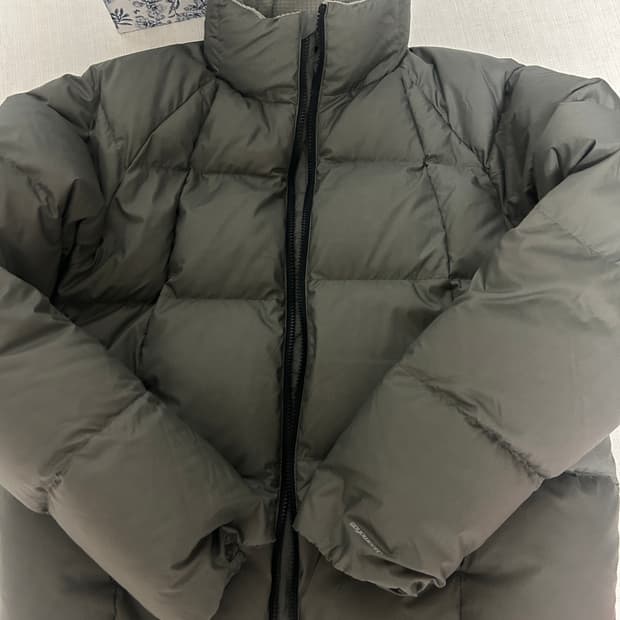 고요웨어 스너글 구스 다운 카키 M