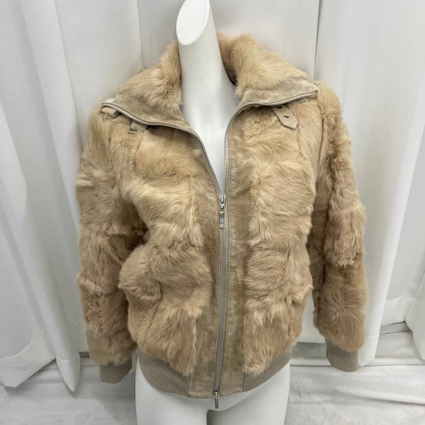 스웨이드 레빗퍼 자켓