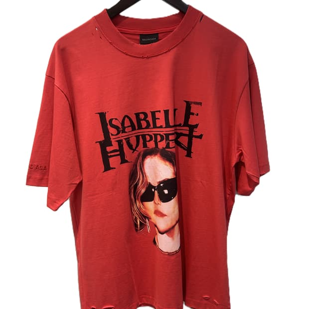 발렌시아가 이자벨 위페르 티셔츠