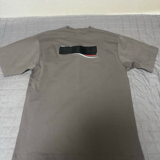 [S] 발렌시아가 개퍼 반팔 티셔츠 그레이