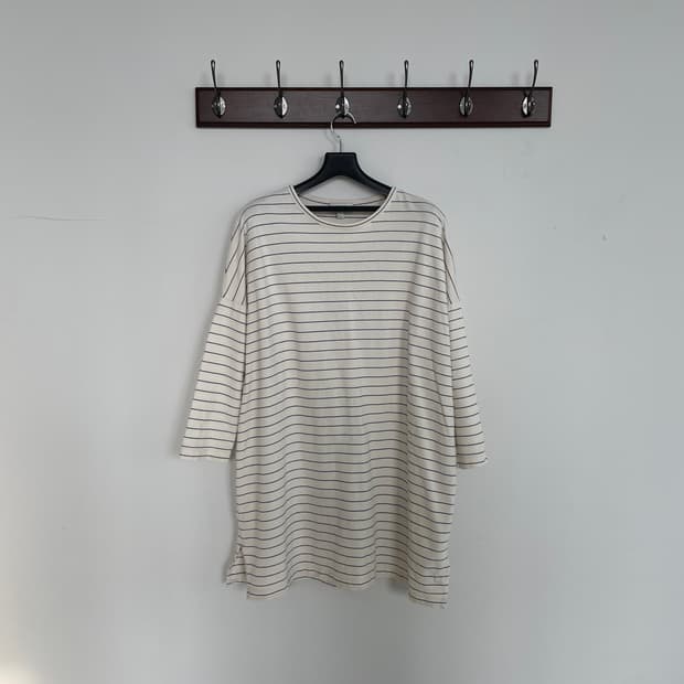 코스 8부 스트라이프 롱 티셔츠