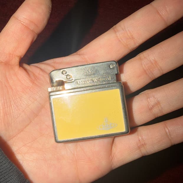 비비안웨스트우드 지포라이터