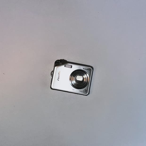 후지필름 v10 디카