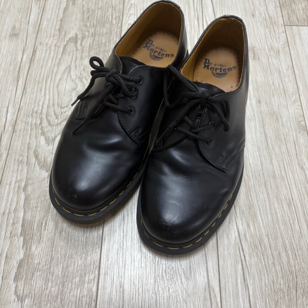 닥터마틴 1461 3홀 스무스 260