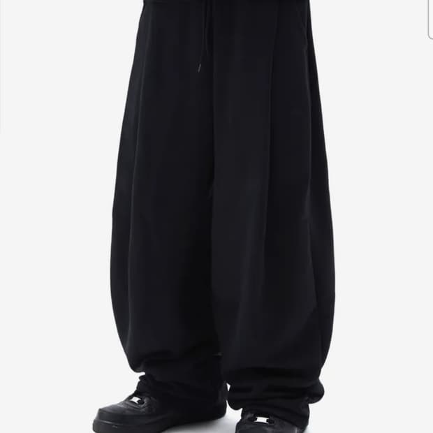 스웨이드 투턱 스웨트팬츠