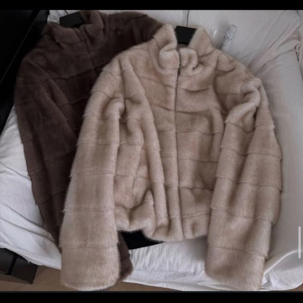 벨로라 프리미엄 밍크터치 하이넥 퍼자켓 (샴페인 베이지)