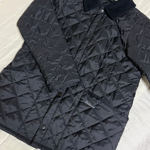 바버 퀼팅 자켓 블랙 색상 L