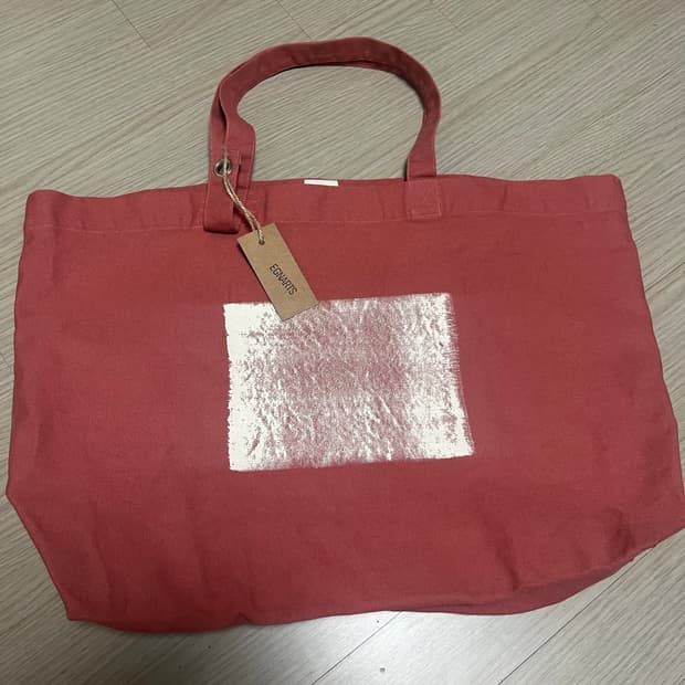 이지 앤 아트 토트백 (급하게 판매할 거여서 싸게)