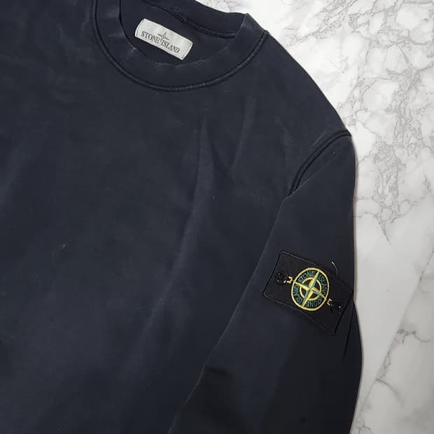 스톤아일랜드 맨투맨