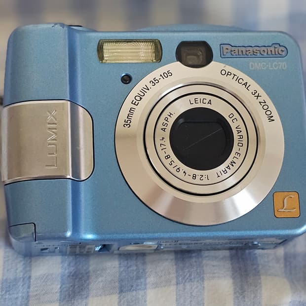 Panasonic Lumix DMC-LC70 하늘색 팝니다! (작례 O)