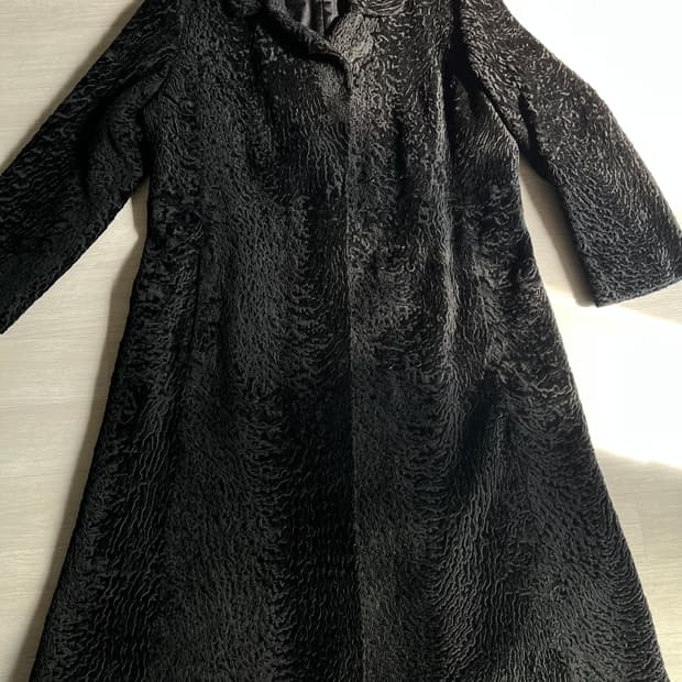 벨벳 블랙 롱코트