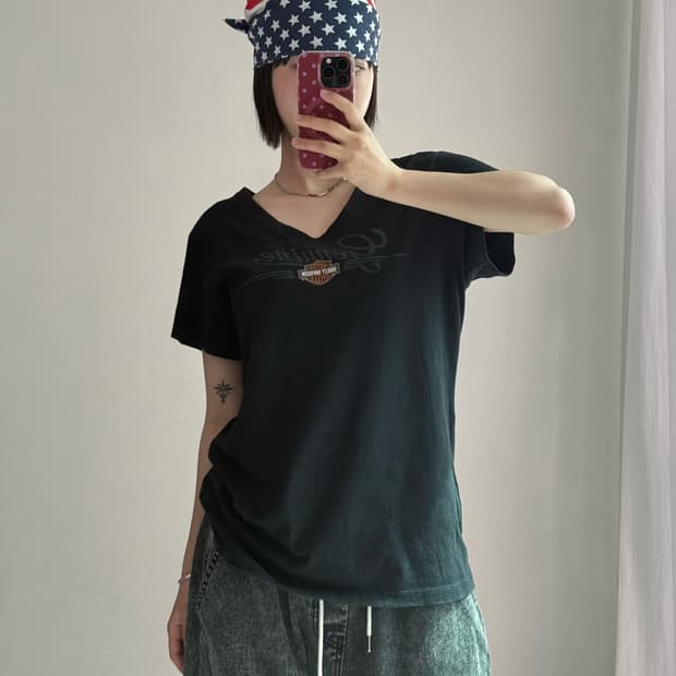 할리데이비슨 브이넥 아리조나 반팔티