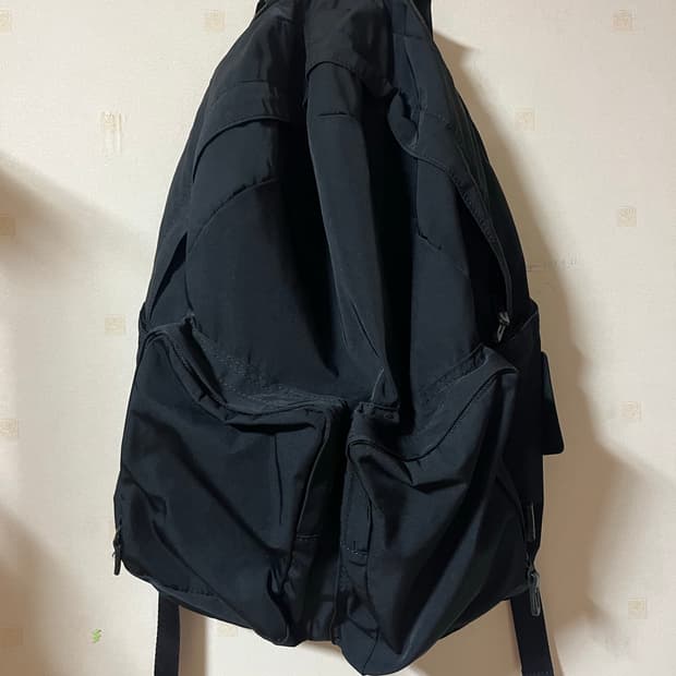 아미아칼바 개버딘 백팩 블랙