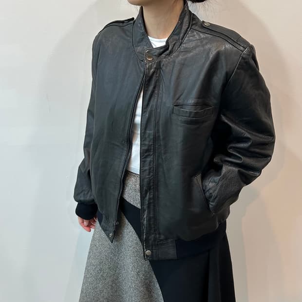 블랙 봄버 레더 자켓