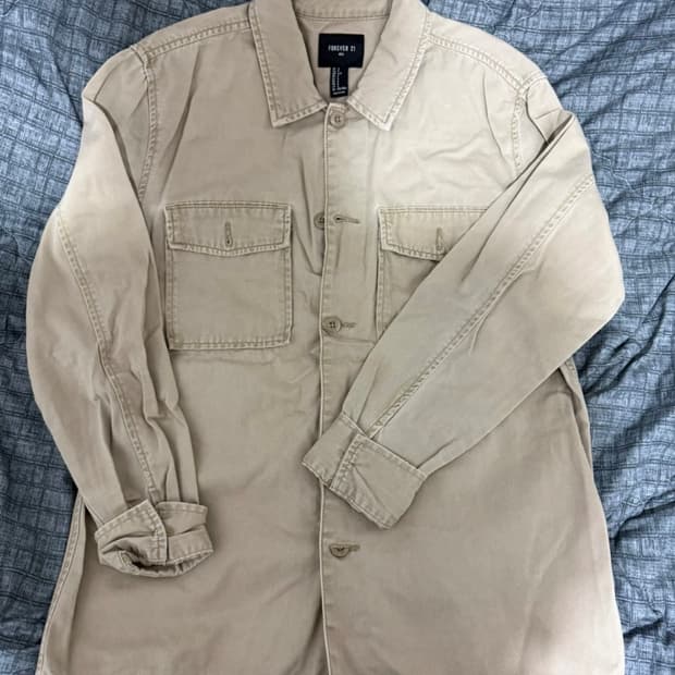 FOREVER 21 베이지 셔츠형 자켓