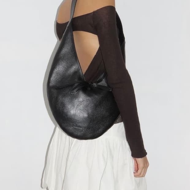 팔로마울 루페 숄더백 미디움 레이스 클로저 버킷백 블랙