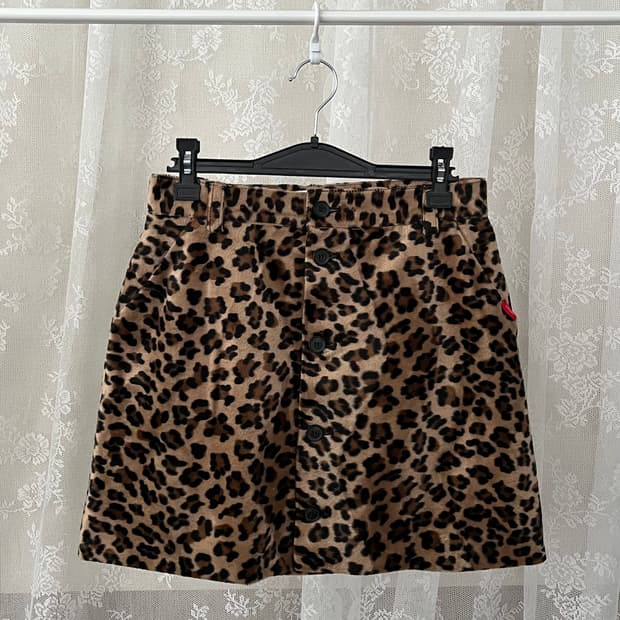 2) 키르시 레오파드 미니스커트