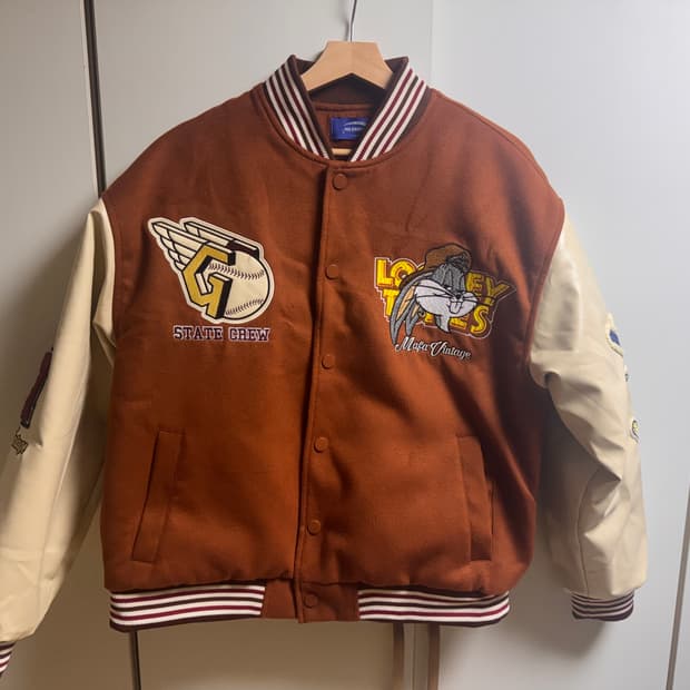 루니툰즈 바시티 자켓