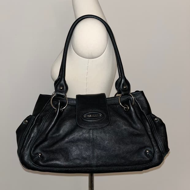 📦Geiger All Black shoulder bag