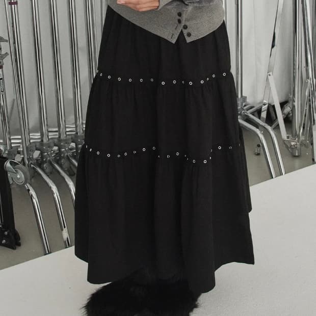 디어스토커 아일렛 맥시스커트 블랙