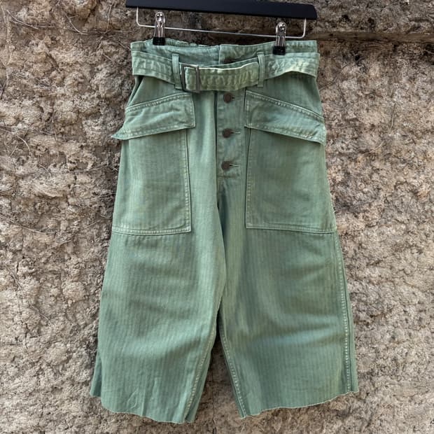 Fun Duty 밀리터리 벨티드 리메이크 와이드 하프팬츠 