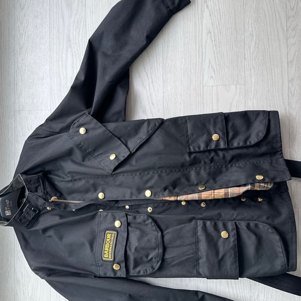 바버 인터네셔널 a7 38