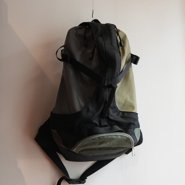 ARC'TERYX 아크테릭스X빔즈 세브링 28L 백팩