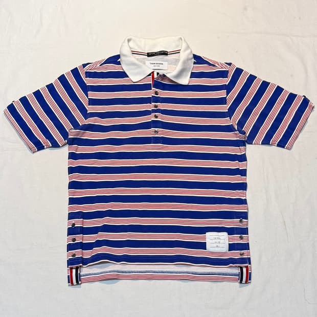 톰브라운 스트라이프 삼선 반팔 카라티
