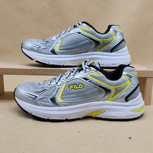 휠라 스피드라이드21 여성운동화240