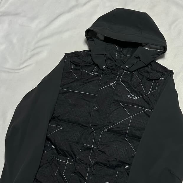 M 오클리 보드복 패딩 겸 조끼