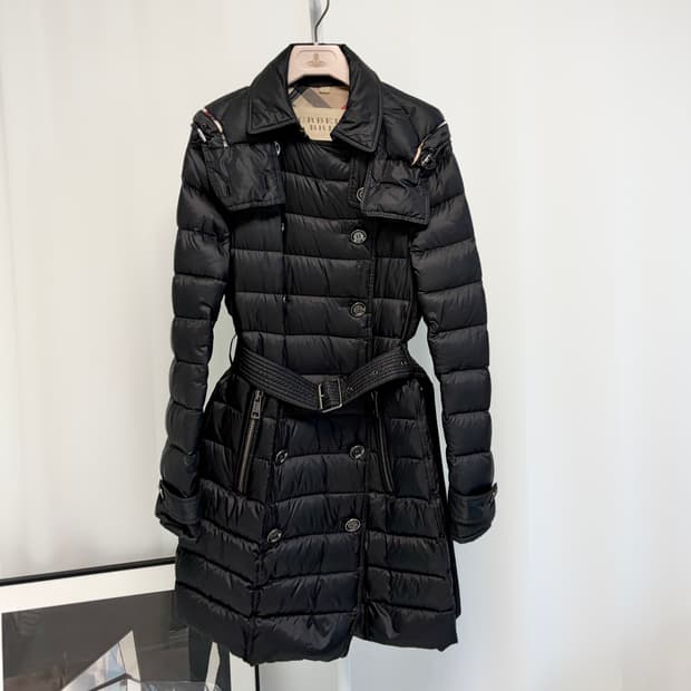 버버리 블랙 벨티드 트렌치 패딩 다운 코트