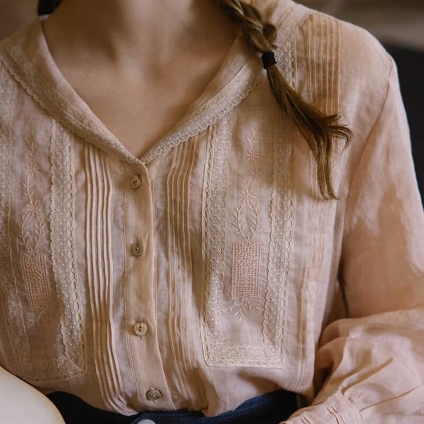 르니나 블라우스