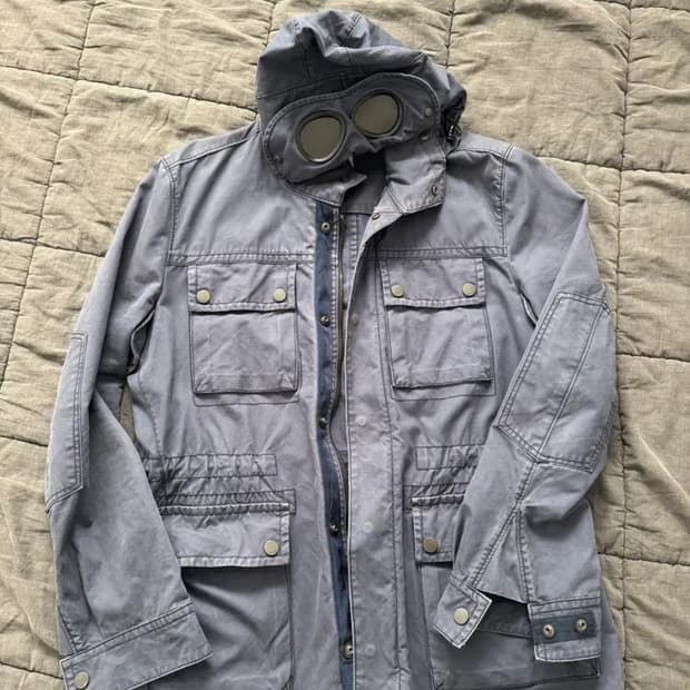 Cp 컴퍼니 사파리자켓 야상