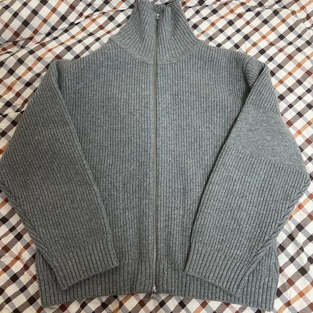 홀리선 니트집업 L